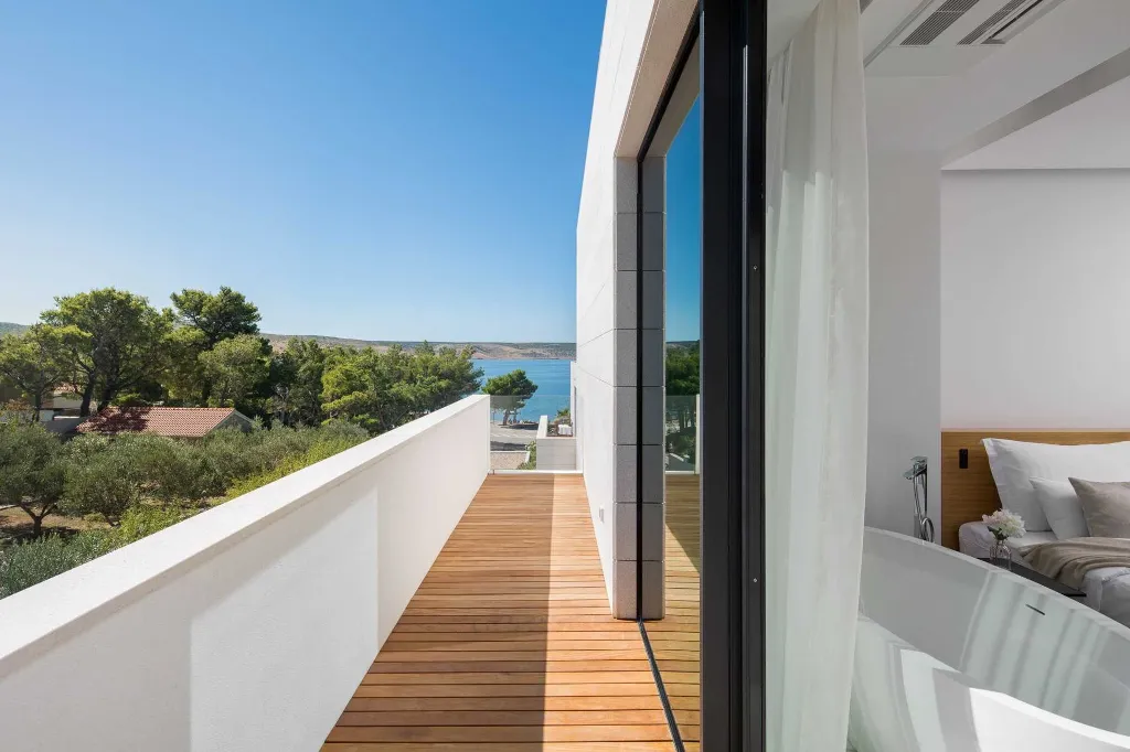 Modern Villa with Heated Pool in Starigrad Paklenica