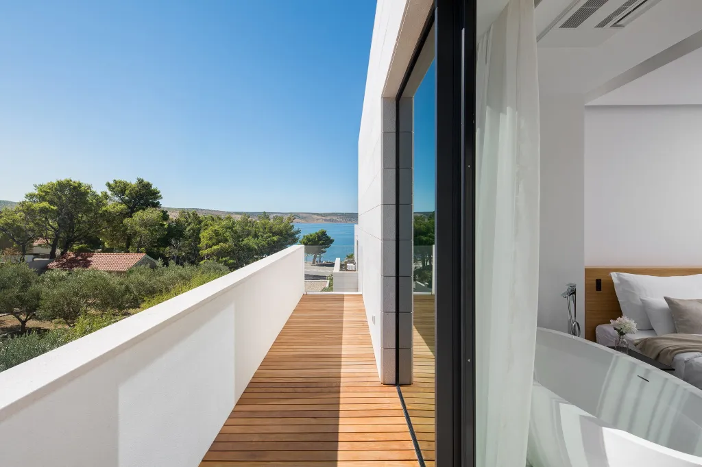 Modern Villa with Heated Pool in Starigrad Paklenica