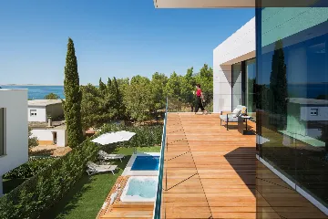 Modern Villa with Heated Pool in Starigrad Paklenica