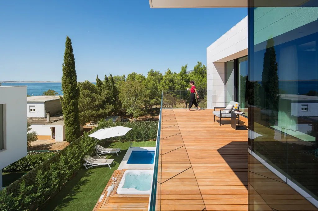 Modern Villa with Heated Pool in Starigrad Paklenica