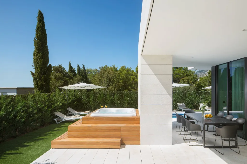 Modern Villa with Heated Pool in Starigrad Paklenica