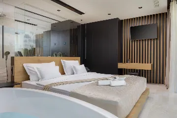 Modern Villa with Heated Pool in Starigrad Paklenica