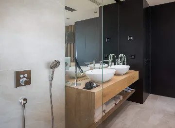 Modern Villa with Heated Pool in Starigrad Paklenica