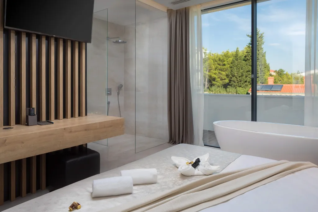 Modern Villa with Heated Pool in Starigrad Paklenica