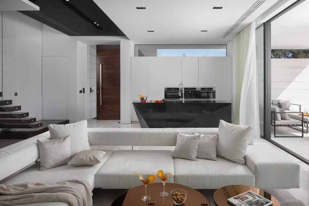 Modern Villa with Heated Pool in Starigrad Paklenica