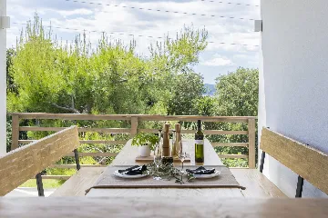 Modern Villa with Pool and Parking in Labin