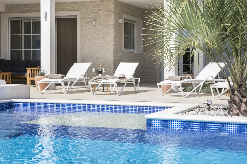 Modern Villa with Pool and Parking in Labin