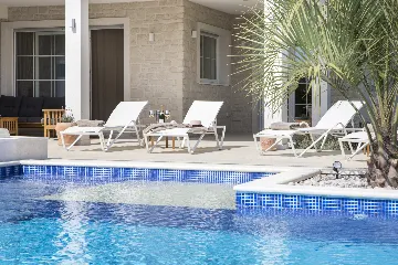 Modern Villa with Pool and Parking in Labin