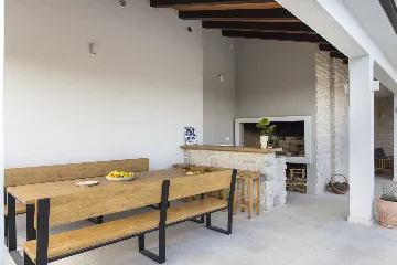 Modern Villa with Pool and Parking in Labin