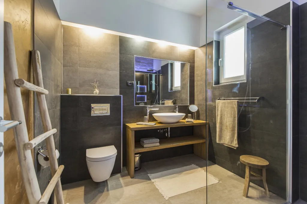 Modern Villa with Pool and Parking in Labin
