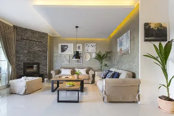 Modern Villa with Pool and Parking in Labin