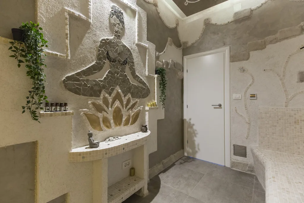 Modern Villa with Pool and Parking in Labin
