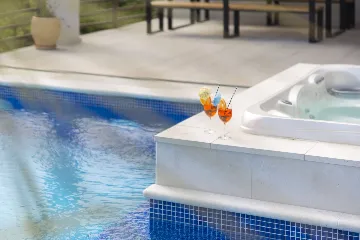 Modern Villa with Pool and Parking in Labin