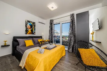 Modern Family Villa with Pool in Kaštel Stari