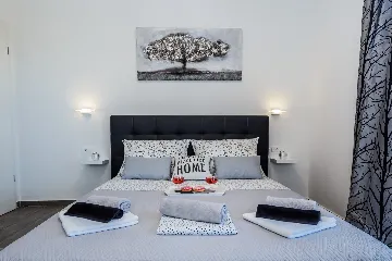 Modern Family Villa with Pool in Kaštel Stari