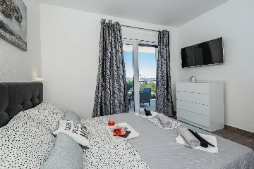 Modern Family Villa with Pool in Kaštel Stari