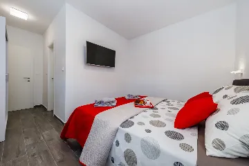 Modern Family Villa with Pool in Kaštel Stari