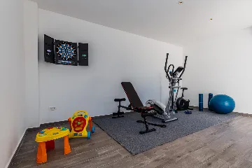 Modern Family Villa with Pool in Kaštel Stari