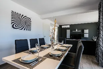 Modern Family Villa with Pool in Kaštel Stari