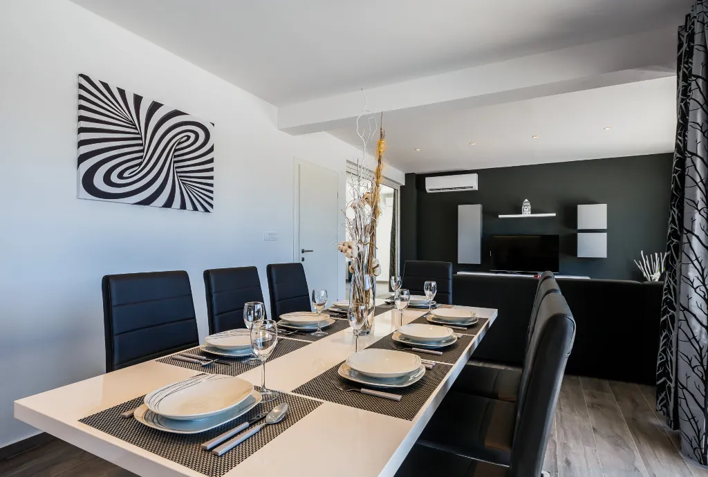 Modern Family Villa with Pool in Kaštel Stari