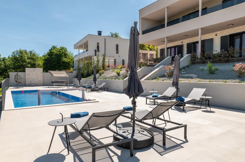 Spacious Family Villa with Pool in Labin