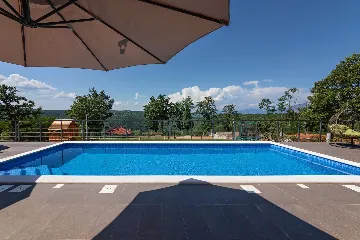 Contemporary 4-Bedroom Villa with Pool in Labin