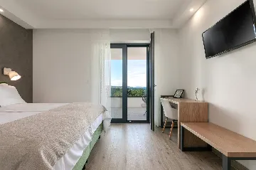 Contemporary 4-Bedroom Villa with Pool in Labin