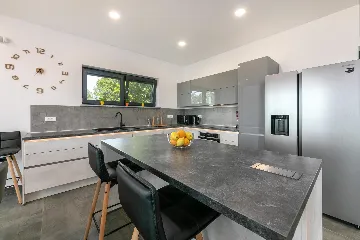 Contemporary 4-Bedroom Villa with Pool in Labin