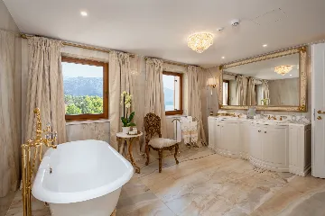 Grand Seaside Villa Retreat Orebić