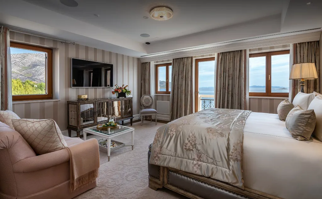Grand Seaside Villa Retreat Orebić