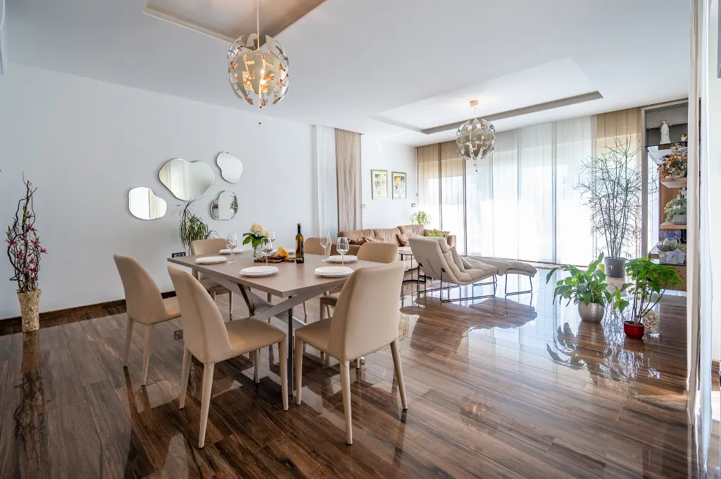Spacious Family Villa with Pool in Pula