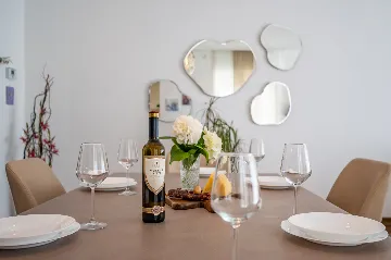 Spacious Family Villa with Pool in Pula