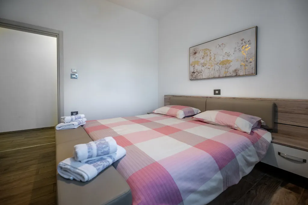 Spacious Family Villa with Pool in Pula
