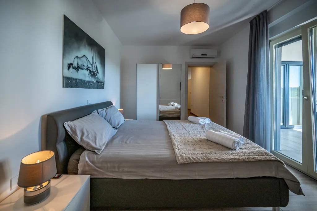 Spacious Family Villa with Pool in Pula