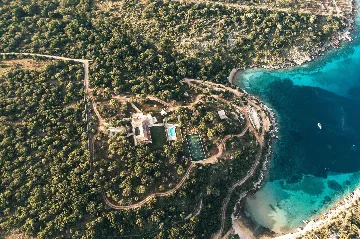 Modern Villa Retreat with Pool, Pag Island