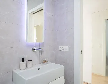 Modern Poolside Villa Retreat, Zaostrog