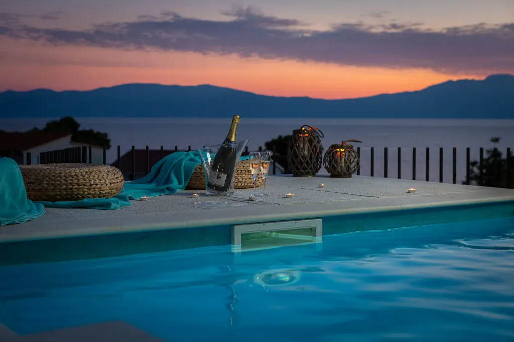 Modern Poolside Villa Retreat, Zaostrog