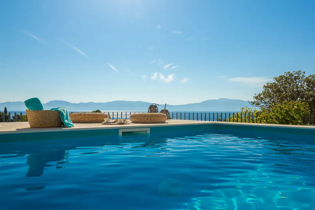 Modern Poolside Villa Retreat, Zaostrog