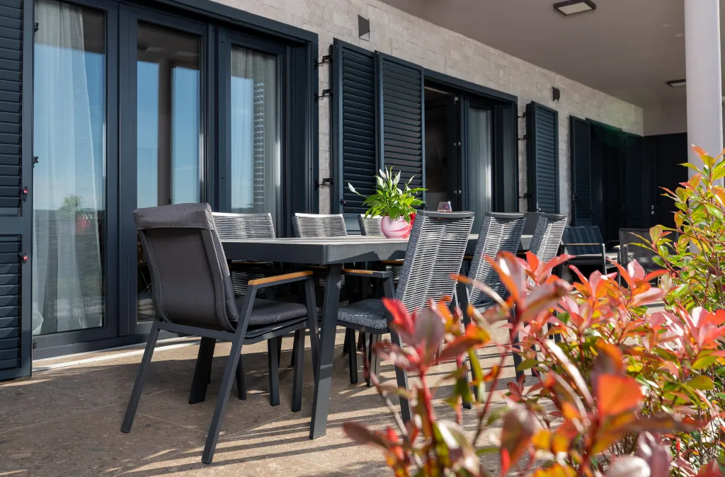 Spacious 8-Bedroom Villa with Pool in Labin