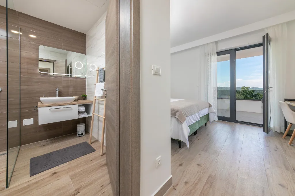 Spacious 8-Bedroom Villa with Pool in Labin