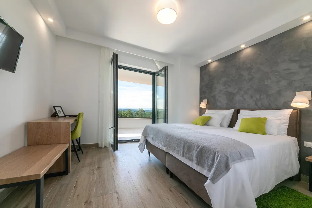 Spacious 8-Bedroom Villa with Pool in Labin
