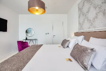 Modern Family Villa with Pool in Šibenik