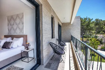 Modern Family Villa with Pool in Šibenik