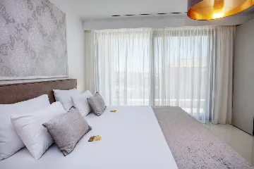 Modern Family Villa with Pool in Šibenik