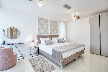 Modern Family Villa with Pool in Šibenik