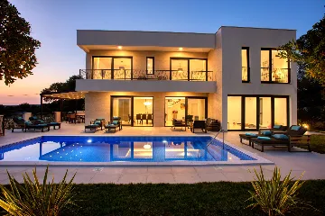 Modern Family Villa with Pool in Šibenik