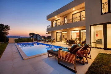 Modern Family Villa with Pool in Šibenik