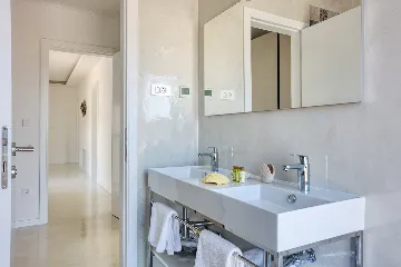 Modern Family Villa with Pool in Šibenik