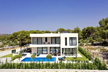 Modern Family Villa with Pool in Šibenik