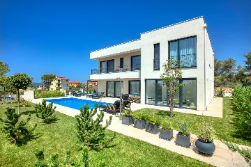 Modern Family Villa with Pool in Šibenik